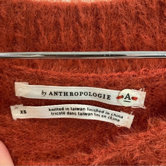 ANTHROPOLOGIE Sz XS Oversized Fuzzy Crew Neck Back Pleat Super Soft Sweater - Picture 3 of 11